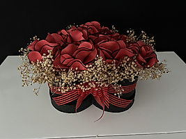 Kırmızı Kutu Tasarım Anneler Günü Özel Çiçek