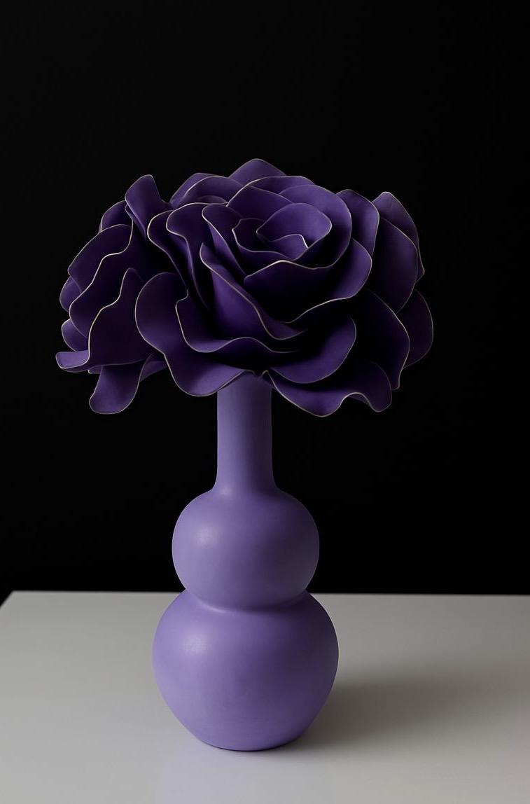 MOR VAZOLU MOR ÇİÇEKLER